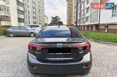 Седан Mazda 3 2014 в  фото 21 Седан Mazda 3 2014 в