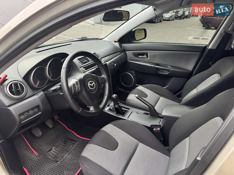 Седан Mazda 3 2008 в Запорожье