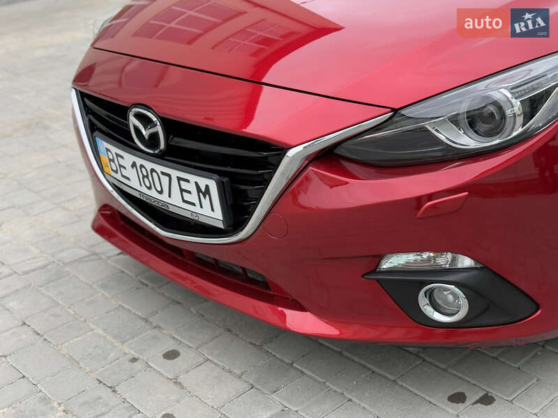 Седан Mazda 3 2014 в Виннице