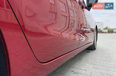 Седан Mazda 3 2014 в 