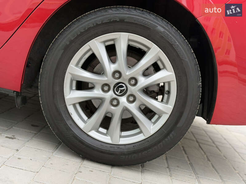 Седан Mazda 3 2014 в Виннице
