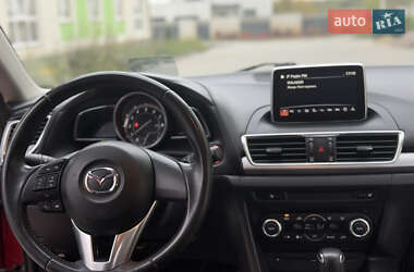 Седан Mazda 3 2014 в 