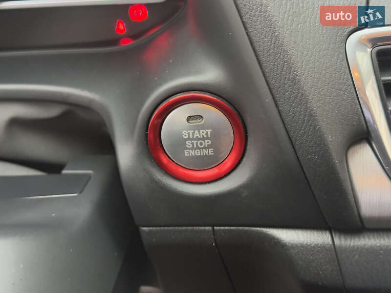Седан Mazda 3 2014 в Виннице