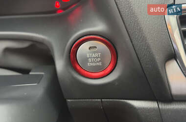 Седан Mazda 3 2014 в 