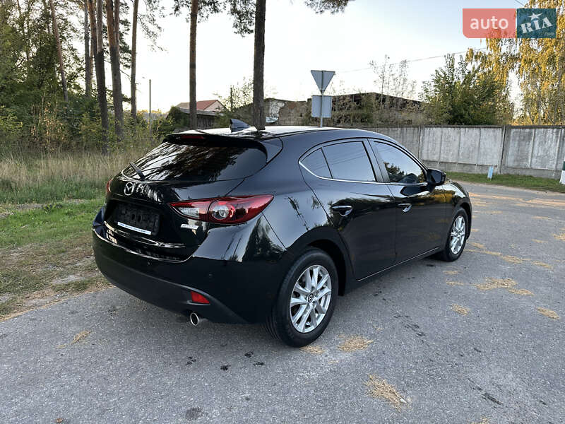 Хетчбек Mazda 3 2016 в Києві