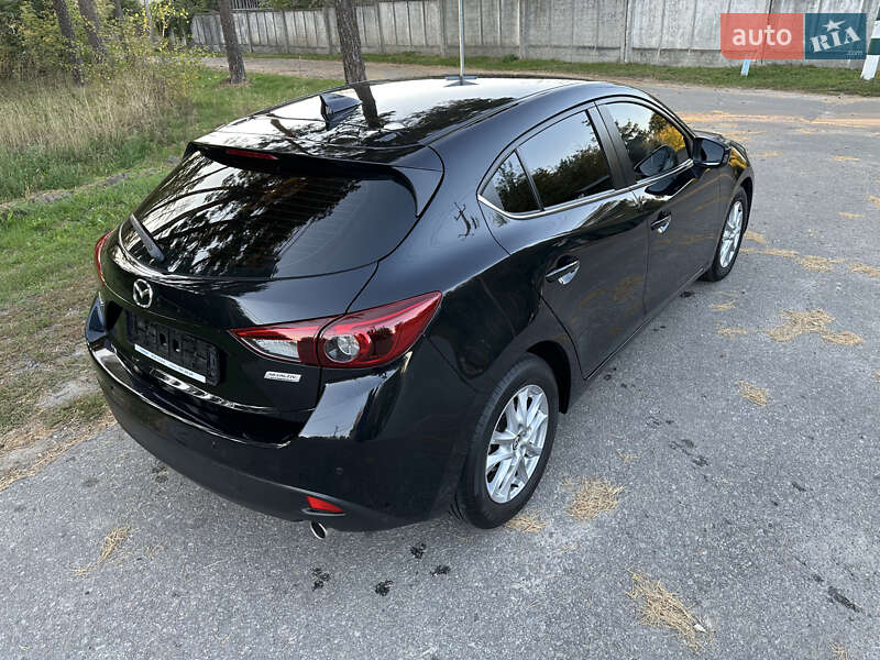 Хетчбек Mazda 3 2016 в Києві