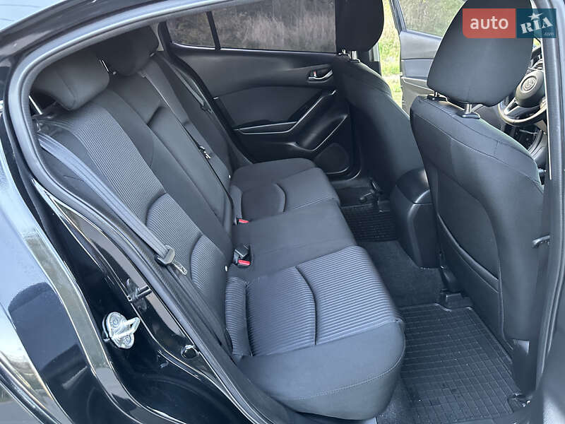 Хетчбек Mazda 3 2016 в Києві