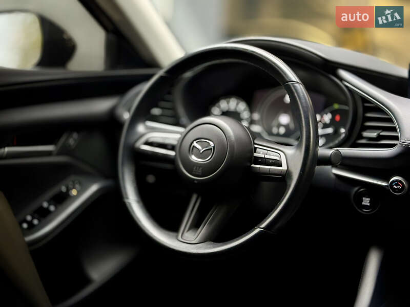 Седан Mazda 3 2023 в Харкові