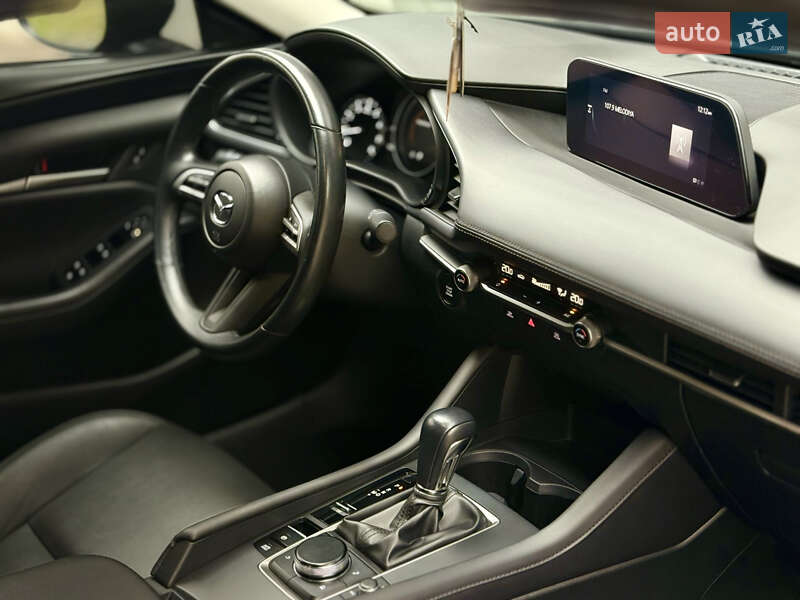 Седан Mazda 3 2023 в Харкові