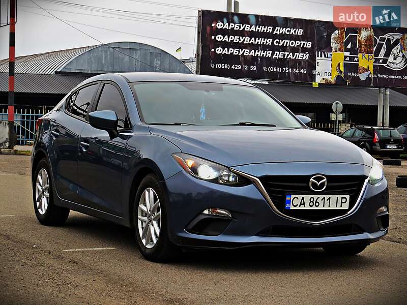 Седан Mazda 3 2015 в Черкассах
