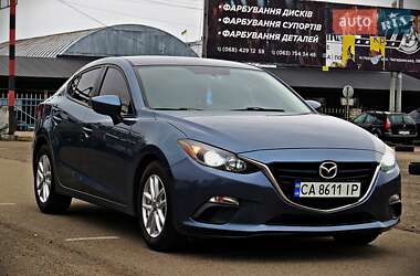 Седан Mazda 3 2015 в 