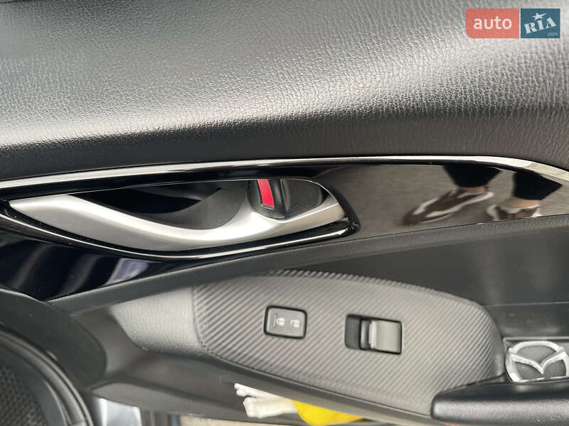 Хетчбек Mazda 3 2014 в Дніпрі фото 11 Хетчбек Mazda 3 2014 в Дніпрі