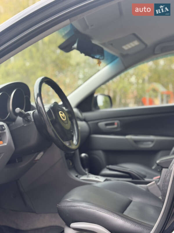 Седан Mazda 3 2007 в Днепре