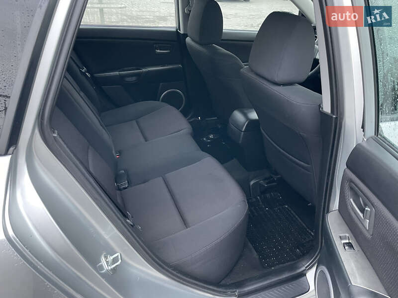 Хэтчбек Mazda 3 2006 в Баре