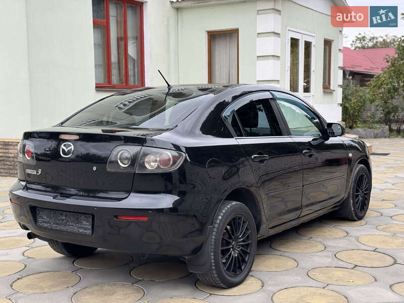 Седан Mazda 3 2007 в Днепре