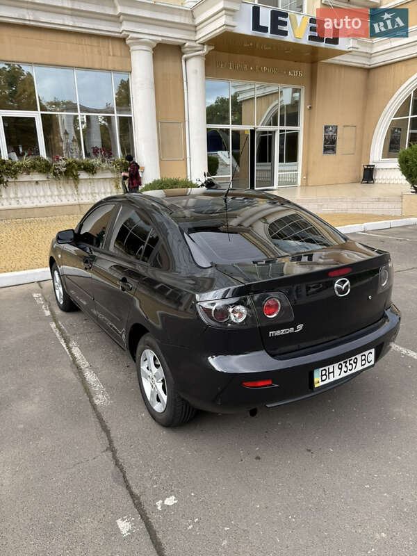 Седан Mazda 3 2006 в Одессе