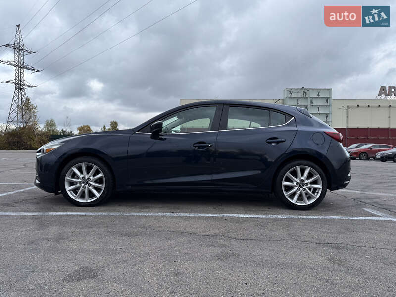 Хетчбек Mazda 3 2017 в Києві фото 2 Хетчбек Mazda 3 2017 в Києві