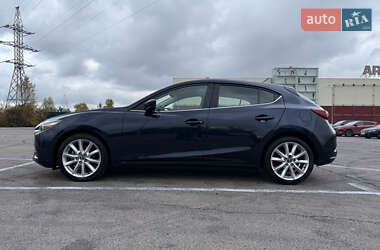 Хэтчбек Mazda 3 2017 в 