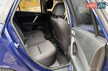Хэтчбек Mazda 3 2011 в 