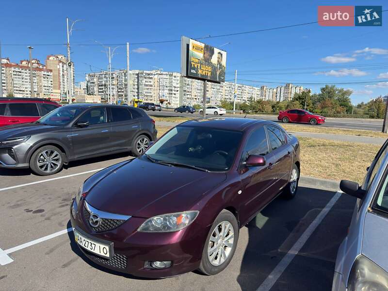Седан Mazda 3 2007 в 