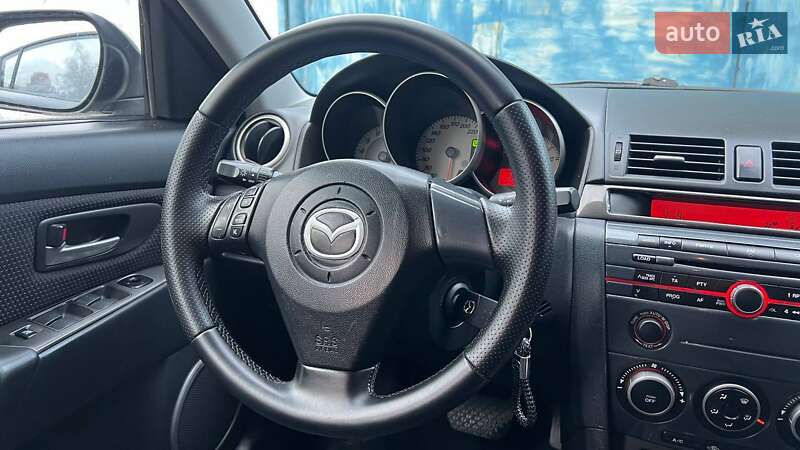 Седан Mazda 3 2008 в Киеве