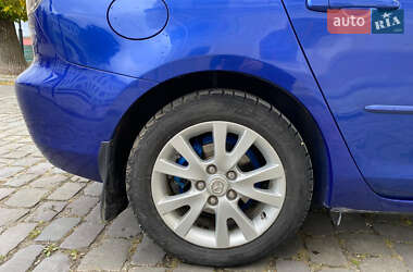 Седан Mazda 3 2007 в 