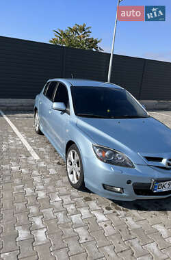 Хетчбек Mazda 3 2006 в Миколаєві Хетчбек Mazda 3 2006 в Миколаєві