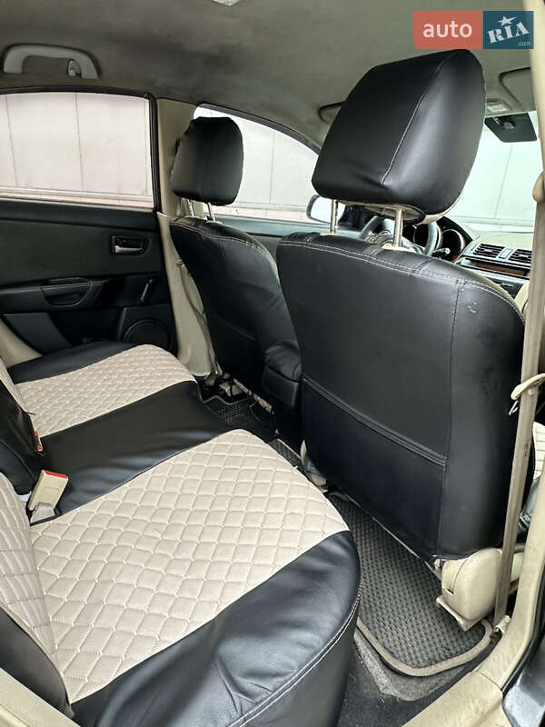 Седан Mazda 3 2008 в Києві