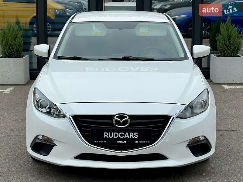 Седан Mazda 3 2014 в Кременчуці
