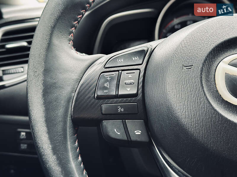 Седан Mazda 3 2014 в Кременчуці