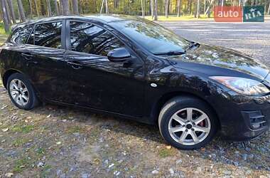 Хэтчбек Mazda 3 2010 в 