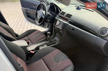 Хэтчбек Mazda 3 2006 в  фото 8 Хэтчбек Mazda 3 2006 в