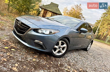 Седан Mazda 3 2015 в Харкові