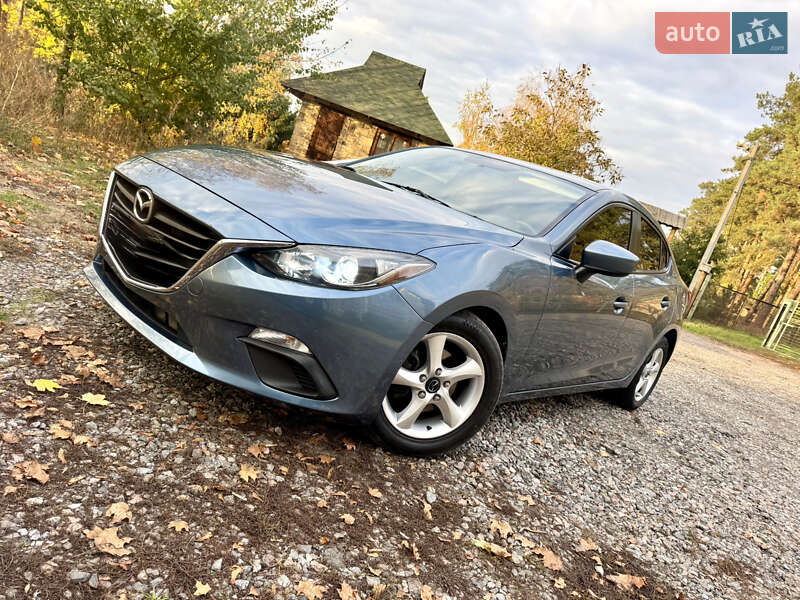 Седан Mazda 3 2015 в Харькове фото Седан Mazda 3 2015 в Харькове