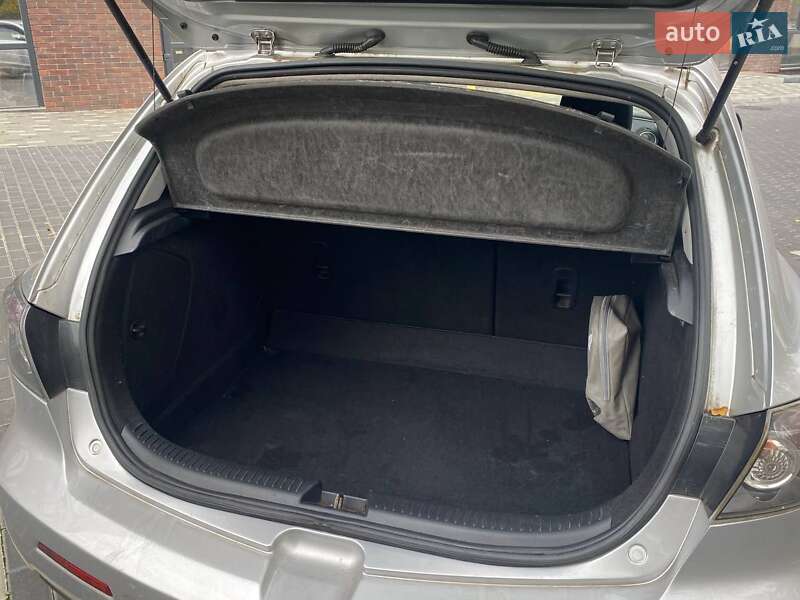 Хэтчбек Mazda 3 2008 в Полтаве