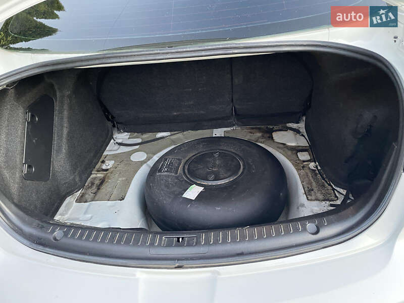 Седан Mazda 3 2010 в Самборі фото 12 Седан Mazda 3 2010 в Самборі