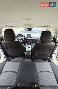 Хетчбек Mazda 3 2015 в  фото 31 Хетчбек Mazda 3 2015 в