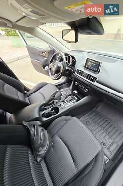 Хетчбек Mazda 3 2015 в  фото 33 Хетчбек Mazda 3 2015 в