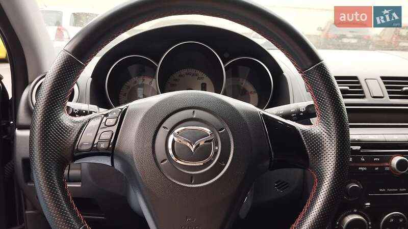 Хетчбек Mazda 3 2008 в Гатне