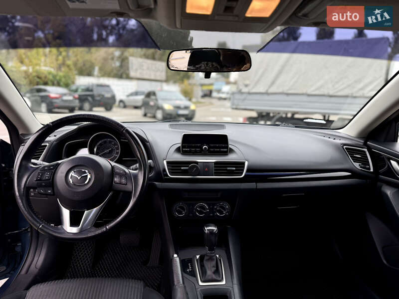 Хэтчбек Mazda 3 2014 в Киеве