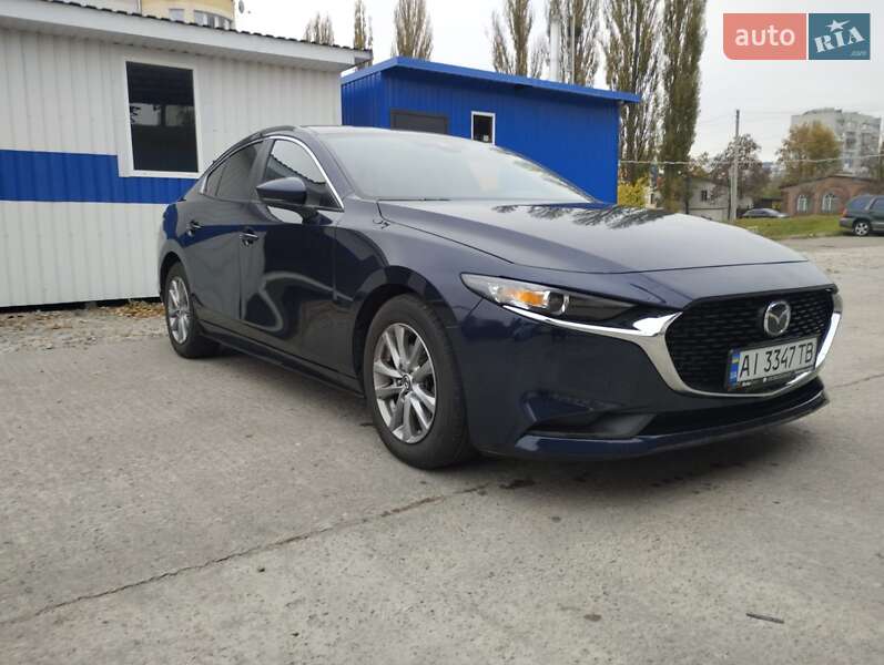 Седан Mazda 3 2019 в Вышгороде