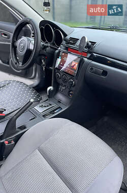 Седан Mazda 3 2006 в  фото 5 Седан Mazda 3 2006 в