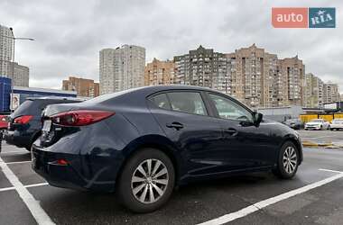 Седан Mazda 3 2018 в  фото 7 Седан Mazda 3 2018 в