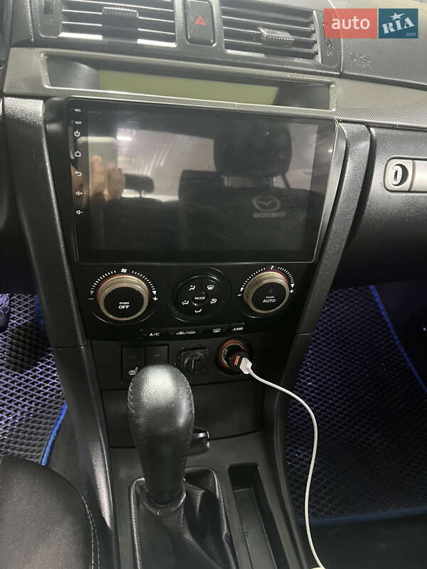 Седан Mazda 3 2005 в Каменском