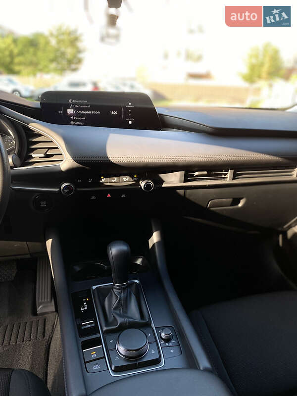 Седан Mazda 3 2023 в Виннице фото 16 Седан Mazda 3 2023 в Виннице