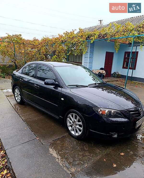 Седан Mazda 3 2005 в Березовке