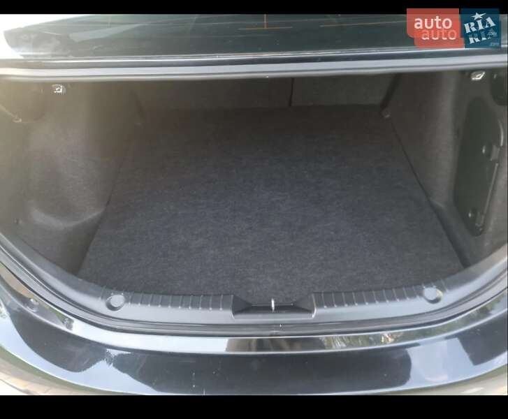 Седан Mazda 3 2015 в Києві фото 7 Седан Mazda 3 2015 в Києві