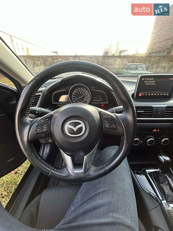 Седан Mazda 3 2014 в Львове