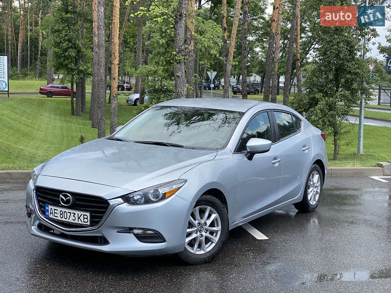 Седан Mazda 3 2017 в Измаиле фото 2 Седан Mazda 3 2017 в Измаиле