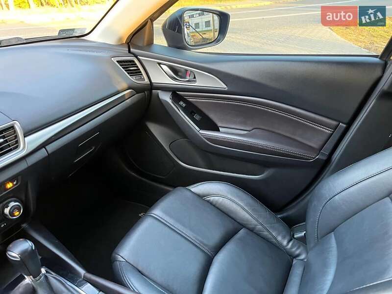 Седан Mazda 3 2017 в Києві фото 8 Седан Mazda 3 2017 в Києві